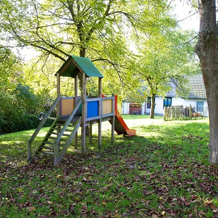 Dom wakacyjny In Gemmenich With Forest Views *
