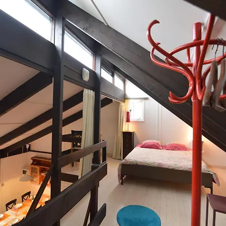 In Gemmenich With Forest Views *